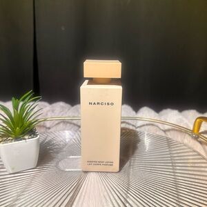 Narciso Rodriguez Scented Body Lotion - Cream